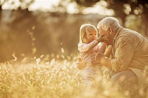 Il ruolo dei nonni nella continuità delle relazioni familiari