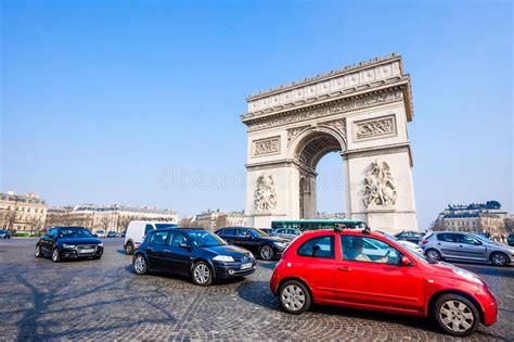 The Arc De Triomphe, Paris, France Editorial Stock Photo - Image of ...