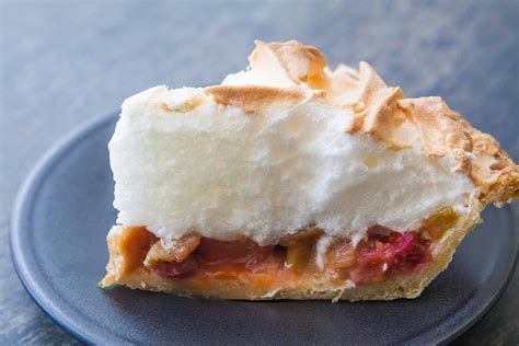 Rhubarb Meringue Pie