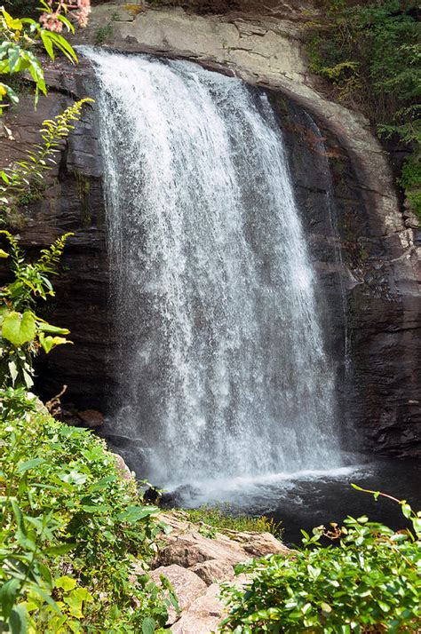 Looking Glass Falls North Carolina Photograph by Charles Beeler