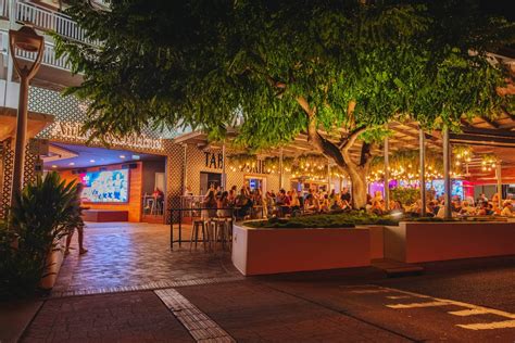 The Bar Sports Bar And Tab Airlie Beach Hotel