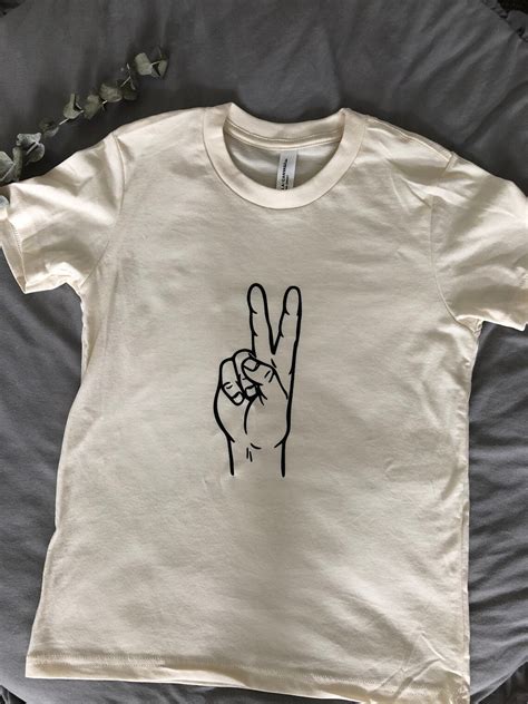 Peace Sign T-shirt Graphic Tee Toddler Tee Baby Tee - Etsy