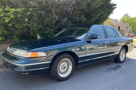 No Reserve 29k Mile 1997 Ford Crown Victoria Lx For Sale On Bat Auctions Sold For 10 250 On