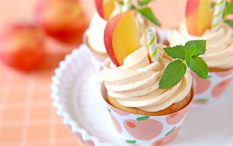 20 Cupcake Recipes for Fruit Lovers