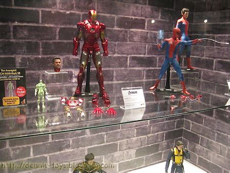 Dennis Toys Hot Toys Stgcc