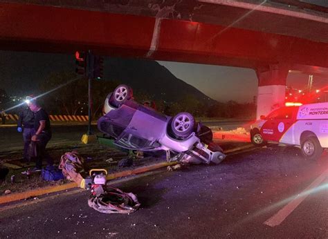 Volcadura deja lesionado en avenida Revolución Telediario México