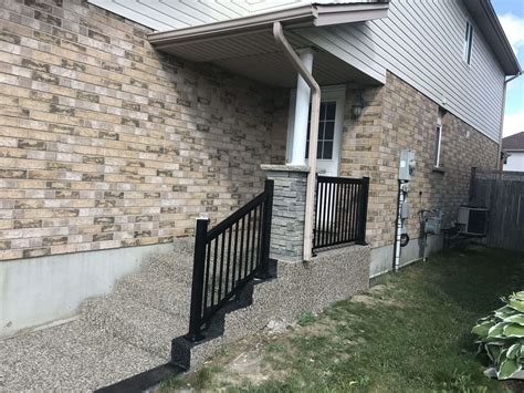 Waterdown ON Aluminum Railings Column Systems HAMILTON RAILINGS