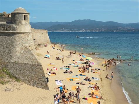 Corsica S Most Beautiful White Sand Beaches Travelgeekery