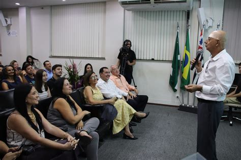 Professor é homenageado por mais de 55 anos de dedicação à UNIFAE