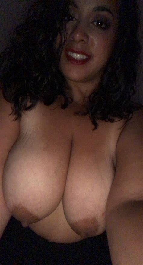 Twitter Milf ShesFreaky