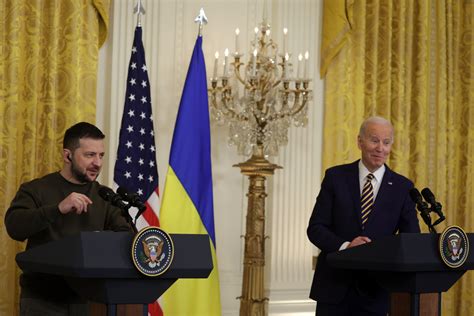 Fact Check Did Biden Grab Zelensky S Butt In Viral White House Photo