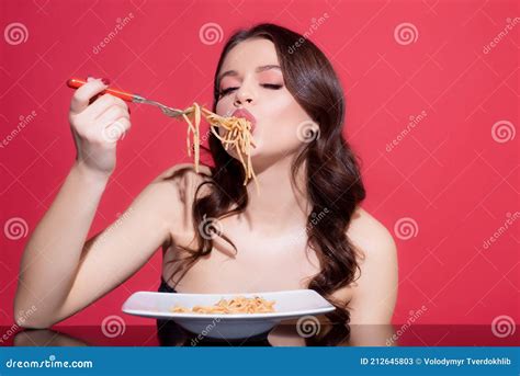 Woman Eat Tasty Pasta Food From Italia Spaghetti Italian Cuisine