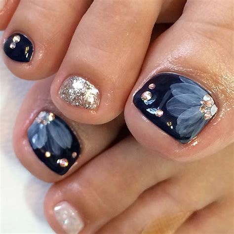 Glitter Toe Nail Designs