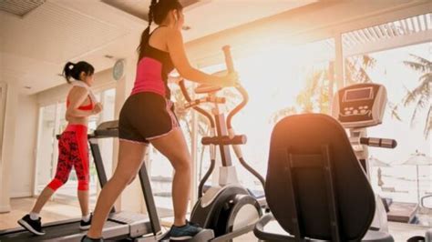 Elliptical vs. Treadmill: Which Cardio Machine Is Best for You? | BarBend