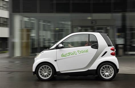 The smart fortwo ed Will be Powered by Tesla Motors - autoevolution