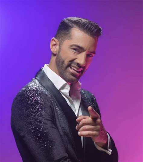 Toni Costa le romperá el corazón a más de una –y uno– con lo que se