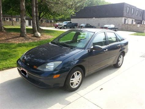 Sell Used 2004 Ford Focus Zts Sedan 4 Door 23l In Broadview Heights