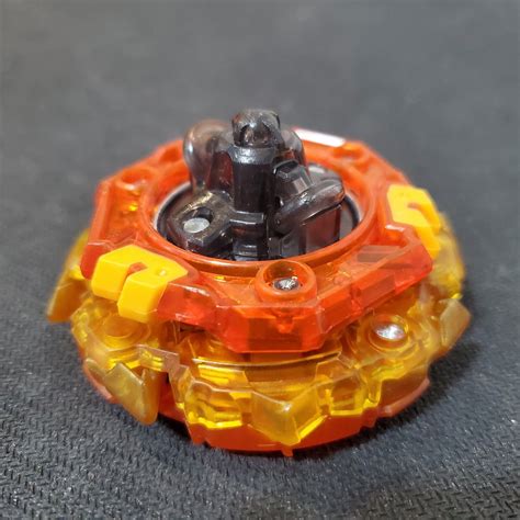 Takara Tomy Beyblade Burst Tact Diabolos Zeta Flugel Custom Combo