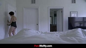 Naughty Stepmom Surfs Online And Gets Off Has Sex With Xnxx