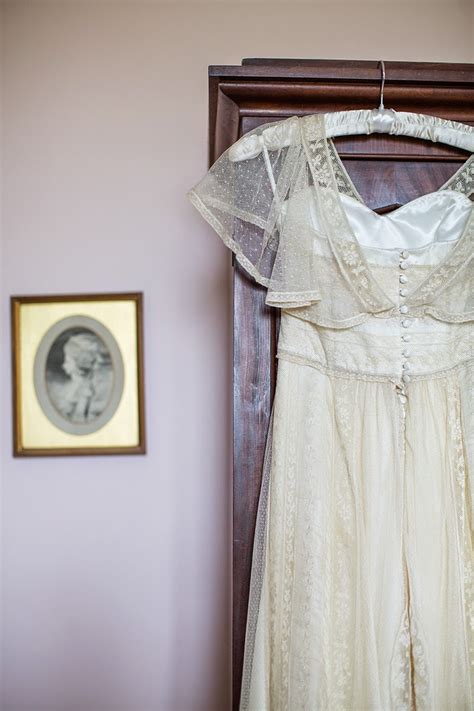 A handmade cottage: The making of my antique lace wedding dress - Part 2