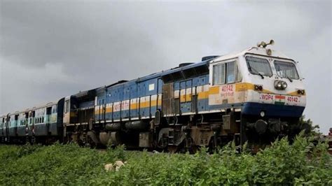 Indian Railways To Run 250 Special Trains For Chhath Puja Check