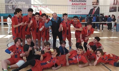 Kdz Ereğli Voleyboldan bir şampiyonluk daha Voleybolunsesi