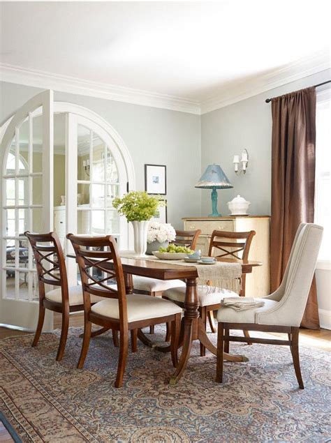 Benjamin Moore Silver Sage