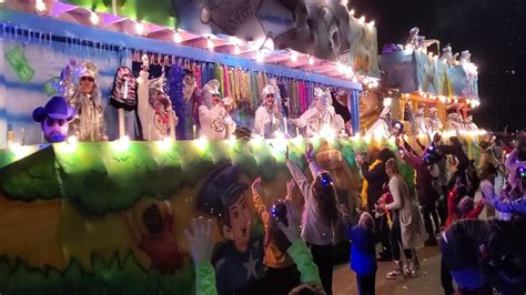 Mardi Gras Parade Krewe Of Eve Louisiana Youtube