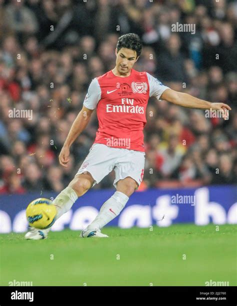 Football Mikel Arteta Hi Res Stock Photography And Images Alamy