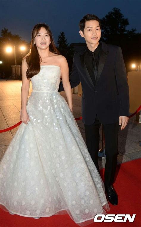 Song Hye Kyo Song Joong Ki Kikyo Couple At Th Baeksang