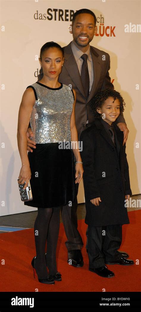 Will Smith Jada Pinkett Smith And Jaden Smith At The German Premiere