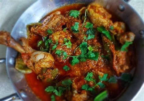 Shimla Mirch Chicken Karahi Recipe By Maha Faraz Cookpad