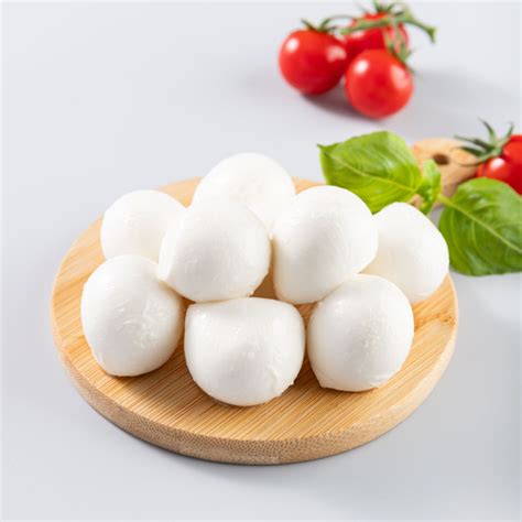 Сыр мягкий моцарелла мини 125 г, Ozon fresh купить на OZON по низкой ...