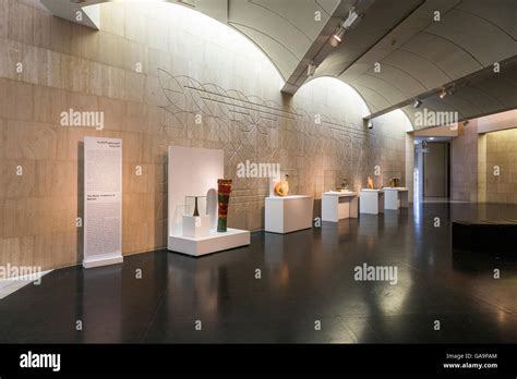 Gallery of the Bahrain National Museum, Manama, Bahrain Stock Photo - Alamy