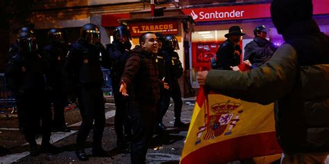 Proteste Gegen Amnestiegesetz In Spanien Rechte Gewalt Gegen Amnestie