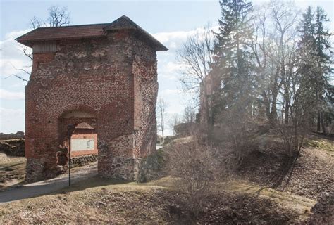 Ruins of Viljandi Castle 1898 – Redlin - Ajapaik