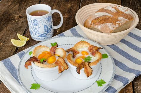 Muffins with Eggs and Bacon Stock Image - Image of breakfast, bacon ...