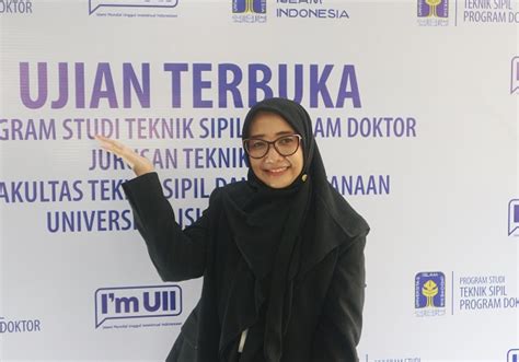 Teliti Likuefaksi Hanindya Kusuma Artati Raih Gelar Doktor Di UII