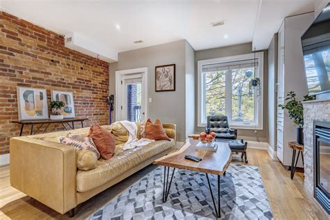 Stanley Terrace Walk Up — Nesty Inc Furnished Rentals In Toronto