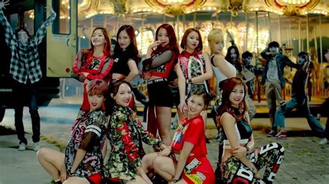 TWICE S Like OOH AHH Becomes Their 3rd MV To Reach 200 Million Views