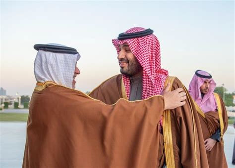 بحرینی ولی عہد کی مملکت آمد ، شہزادہ محمد بن سلمان نے استقبال کیا