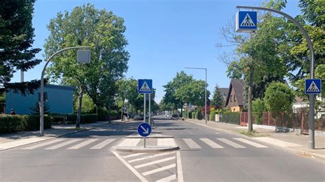 Mehr Verkehrssicherheit F R Fu G Ngerinnen Und Fu G Nger