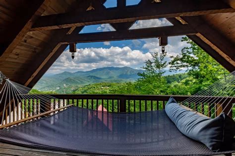 10 Best Gatlinburg Airbnb Top Cabins With Hot Tubs 2023 Artofit