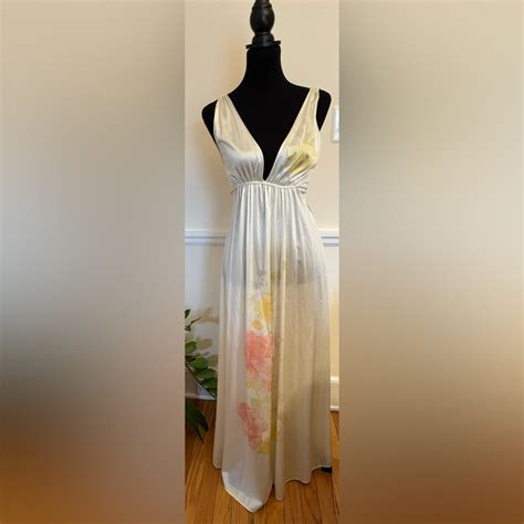 Vintage Kayser 50s 60s Matching Nightgown Lingerie Gem