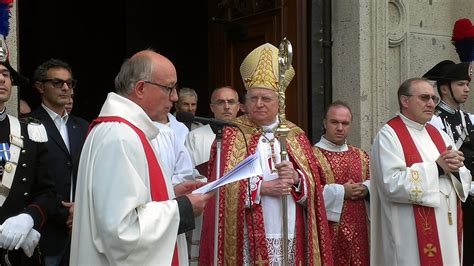 Via Crucis Con Il Cardinale La Diretta Il Saronno