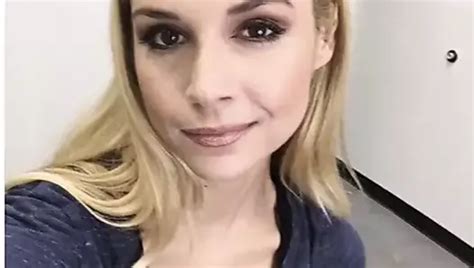 Free Show Off Porn Videos Xhamster