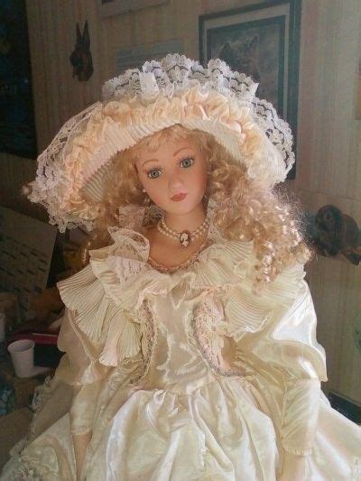 Épinglé sur Porcelain Dolls