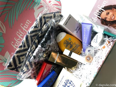 Fabfitfun Summer Subscription Box Review Dapsile