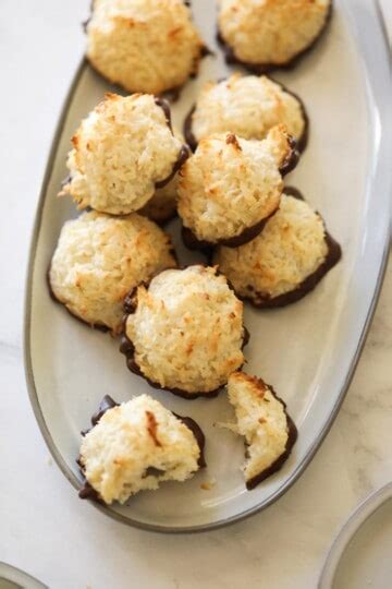 Coconut Macaroons With Condensed Milk Entertaining With Beth