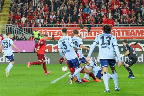 11 Spieltag 1 Fc Kaiserslautern Hamburger Sv 33 21 Der Betze